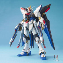 Load image into Gallery viewer, MG 1/100 ZGMF-X20A STRIKE FREEDOM GUNDAM
